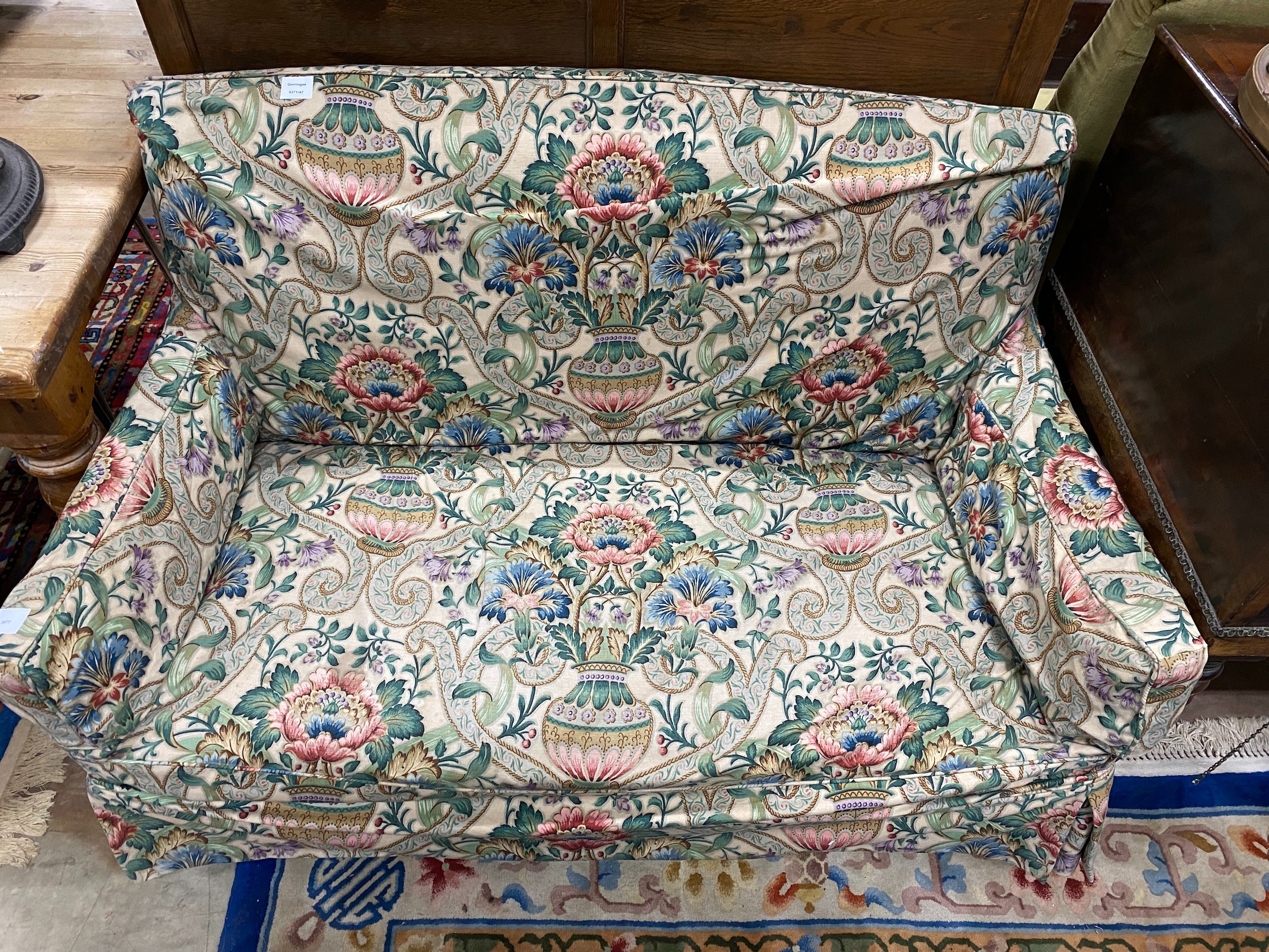 An Edwardian upholstered settee, length 132cm, width 64cm, height 87cm